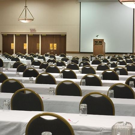 Ramada Msp Airport At The Mall بلومنقتون المظهر الخارجي الصورة