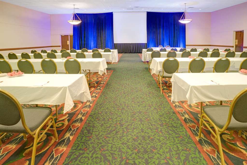 Ramada Msp Airport At The Mall بلومنقتون المرافق الصورة