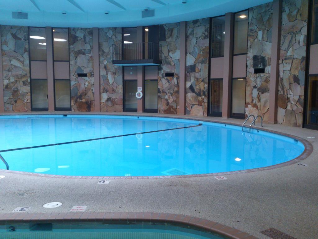 Ramada Msp Airport At The Mall بلومنقتون المظهر الخارجي الصورة