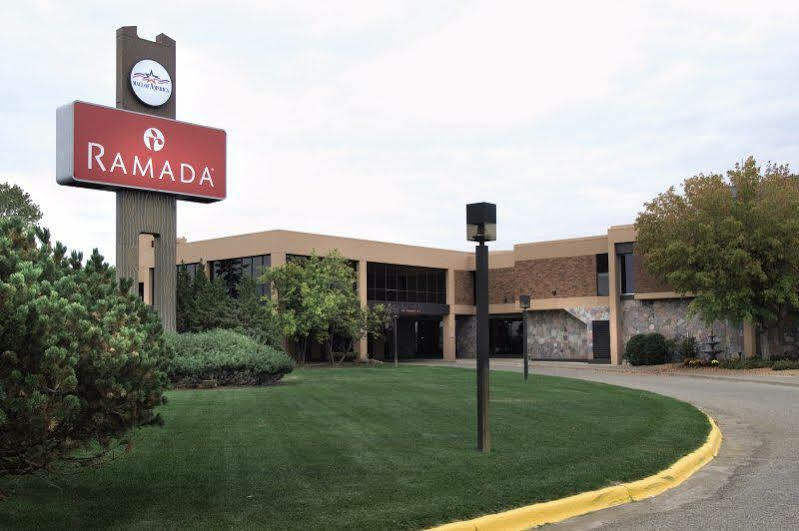 Ramada Msp Airport At The Mall بلومنقتون المظهر الخارجي الصورة